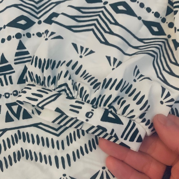 Quarterly Aztec dress - Picture 3 of 5